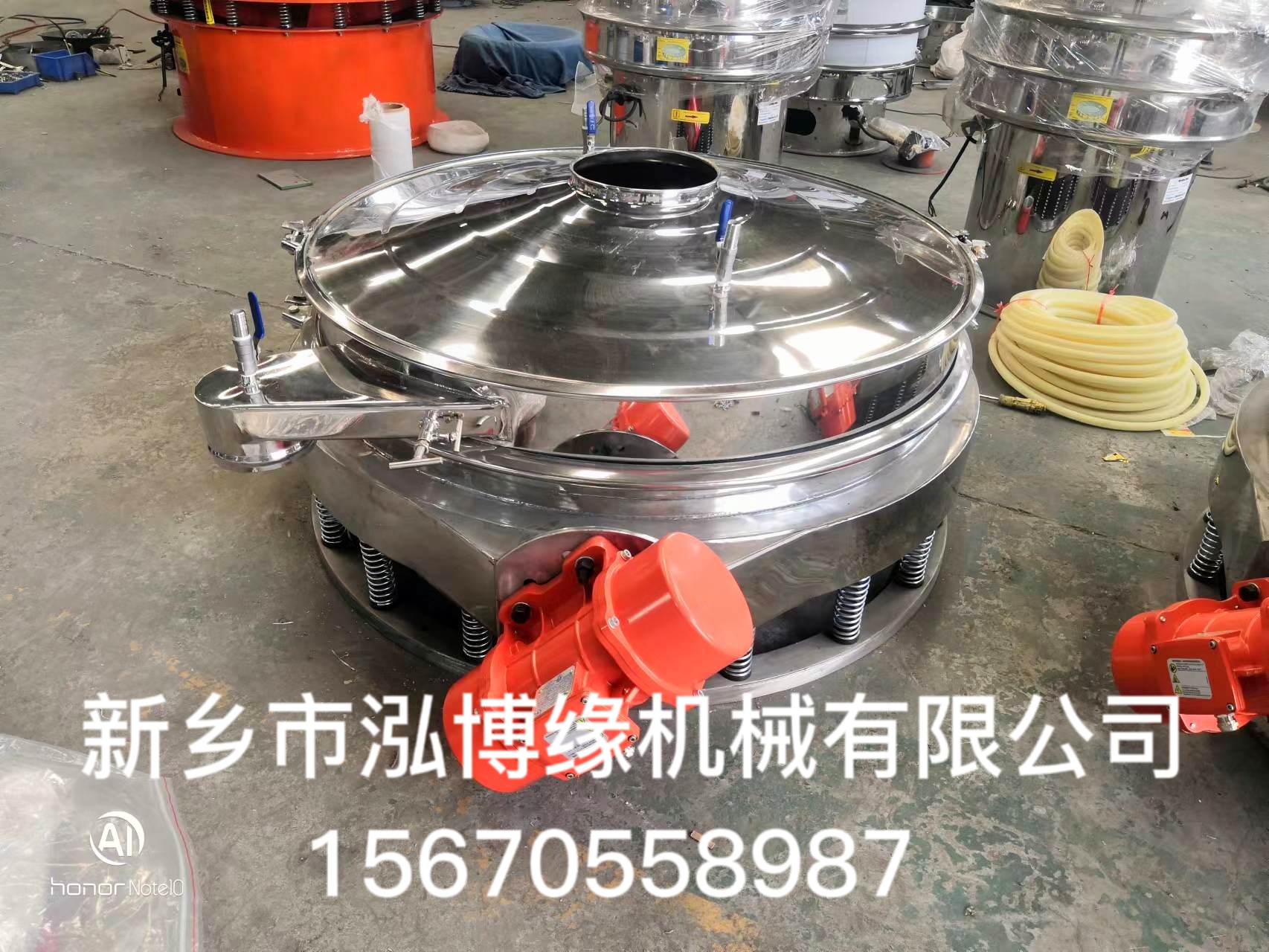 如何根據(jù)實際需求選擇直排篩篩網(wǎng)的金屬材質(zhì)或非金屬材質(zhì)？